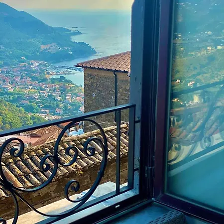 La Casa Di Mati * Castellabate